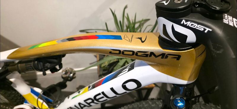 Gebrauchtes Pinarello Dogma Sram Eagle Transmission XX SL 2025 Mountainbike, Weiß — Bild 4 von 4