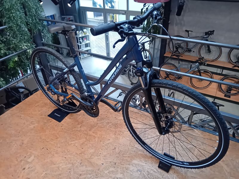 Kross Evado 6.0 D 2023 Road & Gravel de segunda mano, Azul — imagen 1 de 5