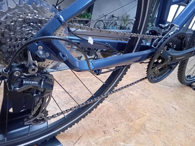 Kross Evado 6.0 D 2023 Road & Gravel de segunda mano, Azul — imagen 2 de 5