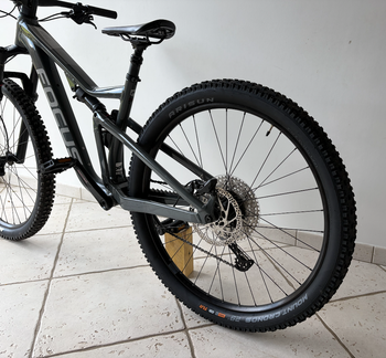 Used Focus FOCUS THRON 6.8  2023 2023 Mountainbike — image 3 of 10