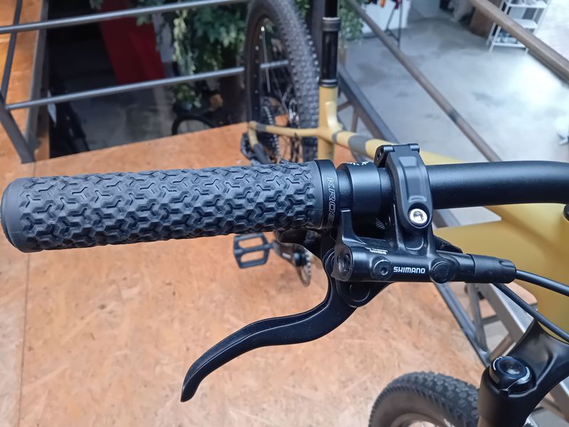 Used Kross Level 6.0 2025 2025 Mountainbike, Orange — image 5 of 6