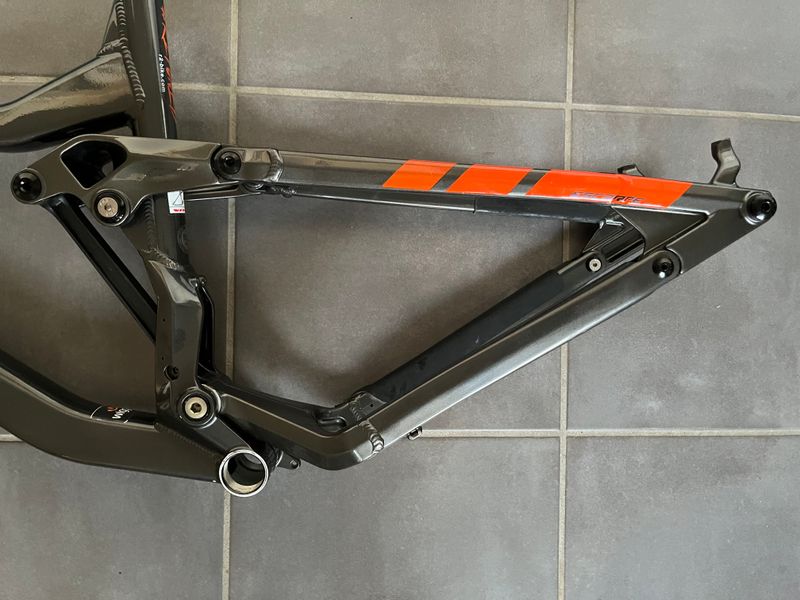 Used Vitus Escarpe VR 2018 Frameset 2018 MTB