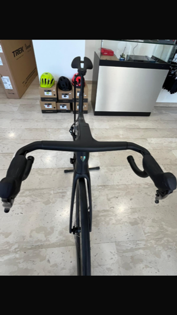 Brugt Trek Madone SRAM Force eTap AXS 2026 Road & Gravel — billede 5 af 6