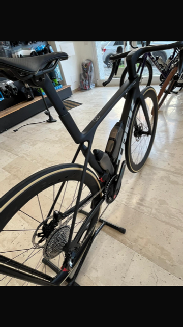 Brugt Trek Madone SRAM Force eTap AXS 2026 Road & Gravel — billede 3 af 6