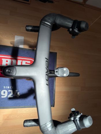 Used Specialized Specialized Tarmac SL8 Pro 2026 SRAM Force 2026 Road & Gravel, Rot — image 4 of 4
