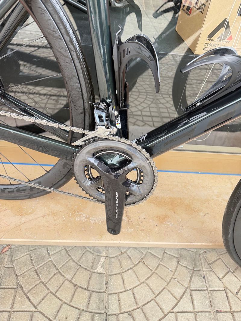 Scott Addict SE 2024 2024 Road & Gravel de segunda mano, Negro — imagen 4 de 4