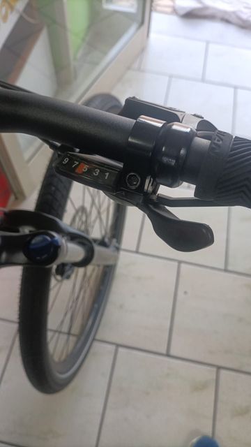 Used Giant Talon E+ 29 3 2023 2023 Mountainbike, Black, 29 — image 12 of 12