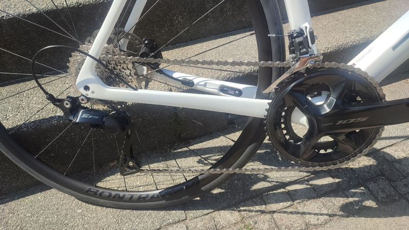 Trek Émonda SL 5 2024 2024 Road & Gravel usato, Bianco — immagine 3 di 4