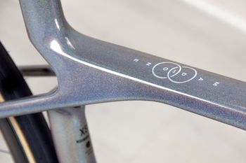 Used Trek Trek Madone SLR 7 2025 Road & Gravel, Light Gray — image 9 of 18