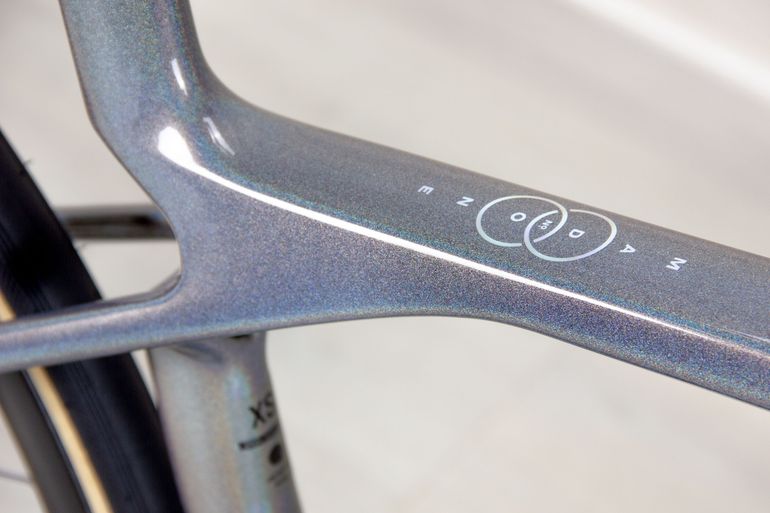 Used Trek Trek Madone SLR 7 2025 Road & Gravel, Light Gray — image 9 of 18