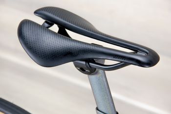 Used Trek Trek Madone SLR 7 2025 Road & Gravel, Light Gray — image 8 of 18