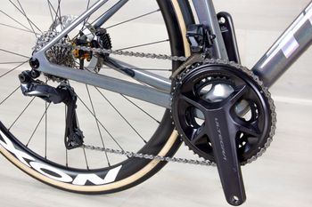 Used Trek Trek Madone SLR 7 2025 Road & Gravel, Light Gray — image 7 of 18