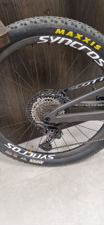 Brugt Scott Spark Shimano Deore XT 2024 Mountainbike — billede 3 af 3