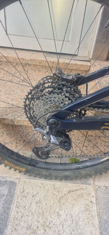 Used Orbea Rise 2021 Mountainbike, Blue — image 9 of 9