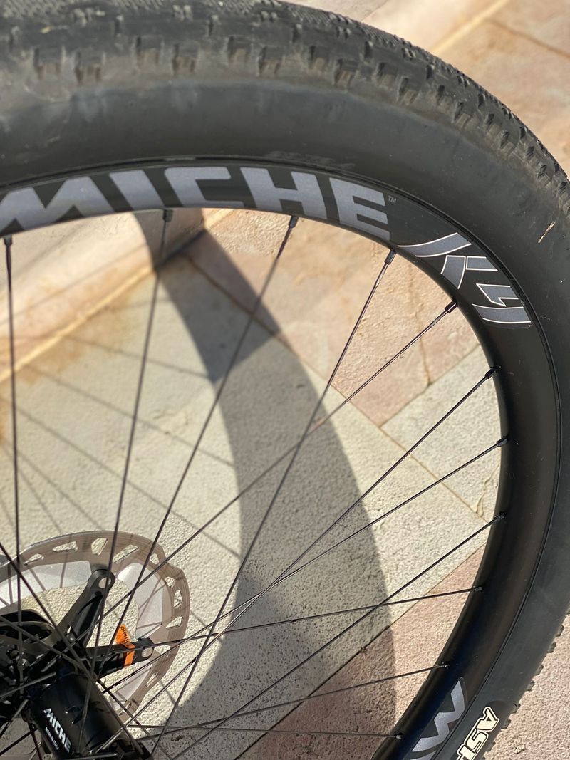Used Trek Procaliber 9.6 2021 Mountainbike, Orange — image 8 of 9