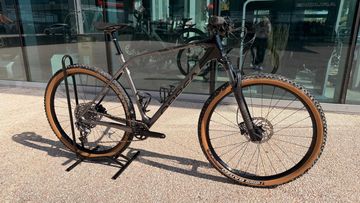 Orbea Alma 2022 Mountainbike usato, Nero — immagine 16 di 23
