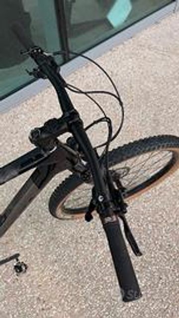 Orbea Alma 2022 Mountainbike usato, Nero — immagine 9 di 23