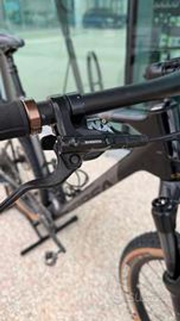 Orbea Alma 2022 Mountainbike usato, Nero — immagine 10 di 23