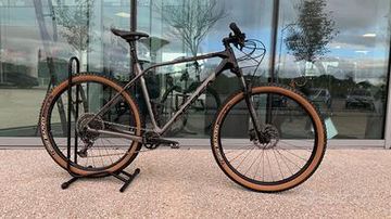 Orbea Alma 2022 Mountainbike usato, Nero — immagine 2 di 23
