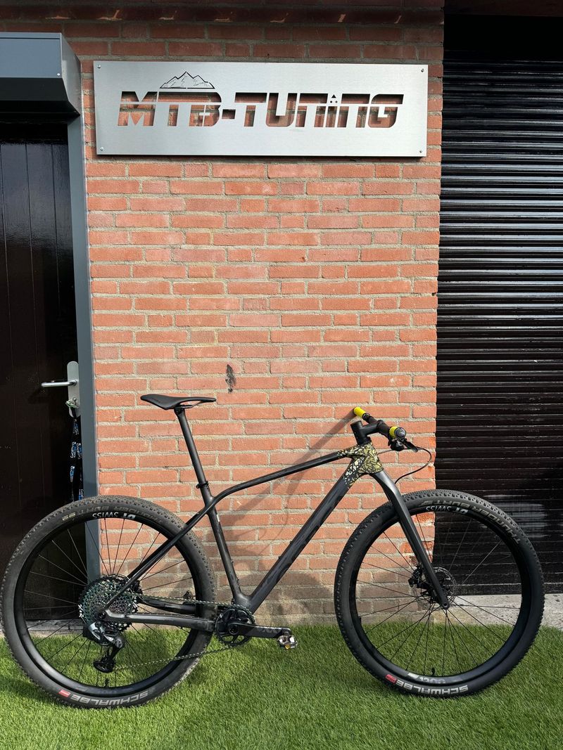 Gebrauchtes Orbea ALMA M LTD 2022 2022 MTB