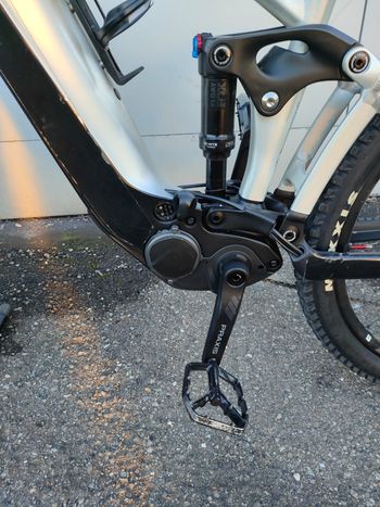 Used Giant Reign E+ 3 2024 2024 Mountainbike — image 14 of 14