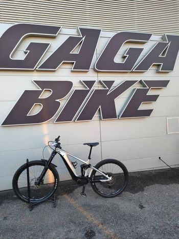 Used Giant Reign E+ 3 2024 2024 Mountainbike — image 12 of 14