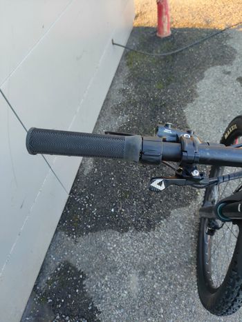 Used Giant Reign E+ 3 2024 2024 Mountainbike — image 5 of 14