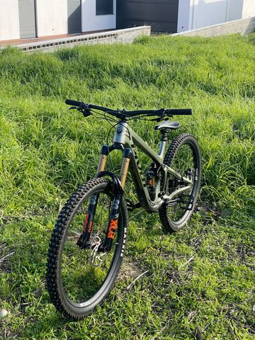 Pivot Firebird Shimano Deore XT 2024 Mountainbike d'occasion — image 4 sur 8