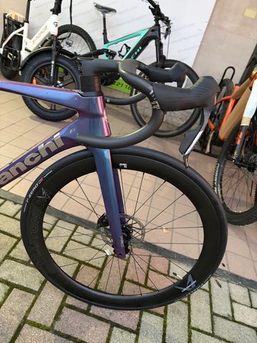 Brugt Bianchi Specialissima Pro SRAM AXS 2026 Road & Gravel — billede 3 af 13