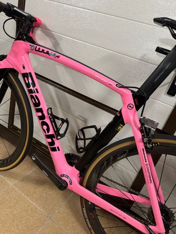 Used Bianchi Oltre XR4 Red eTap 2018 2018 Road & Gravel, Violett — image 7 of 8