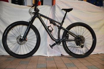 Käytetty Specialized Epic Evo Comp 2023 2023 Mountainbike — kuva 3 / 14