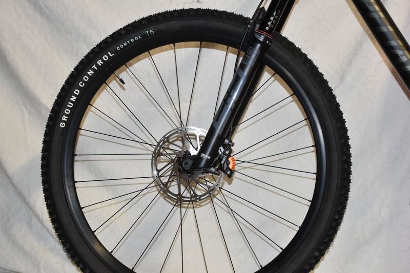 Käytetty Specialized Epic Evo Comp 2023 2023 Mountainbike — kuva 2 / 14