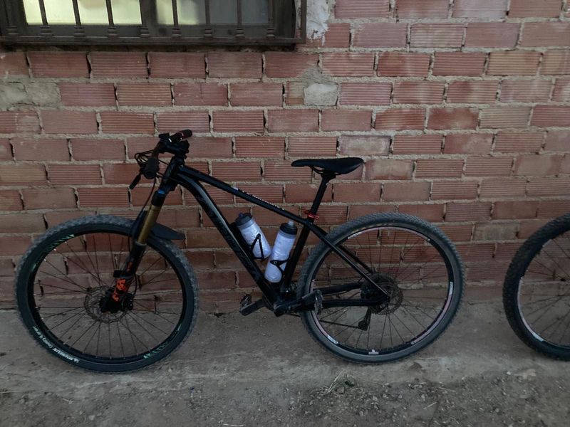 Käytetty Orbea ONNA 30 2024 2024 Mountainbike — kuva 6 / 6