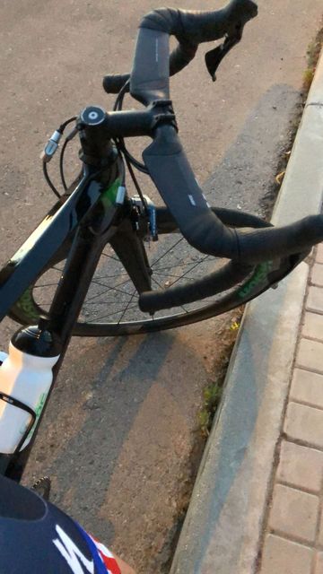 Używany Merida Reacto Limited 2018 Negro / Aurora 2018 Road & Gravel — zdjęcie 3 z 16