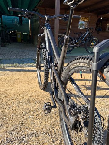 Propain Hugene Other SRAM 2024 Mountainbike d'occasion — image 2 sur 8