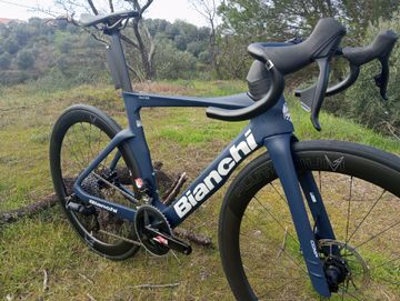 Gebrauchtes Bianchi Oltre Comp Rival eTap AXS 2024 2024 Road & Gravel, Blau — Bild 4 von 14