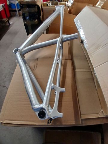 Tweedehands Qark Rage 29 2025 Mountainbike — afbeelding 7 van 10