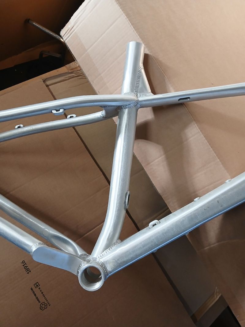 Tweedehands Qark Rage 29 2025 Mountainbike — afbeelding 5 van 10
