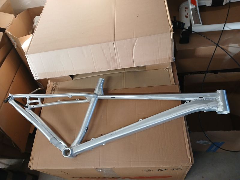 Tweedehands Qark Rage 29 2025 Mountainbike — afbeelding 10 van 10