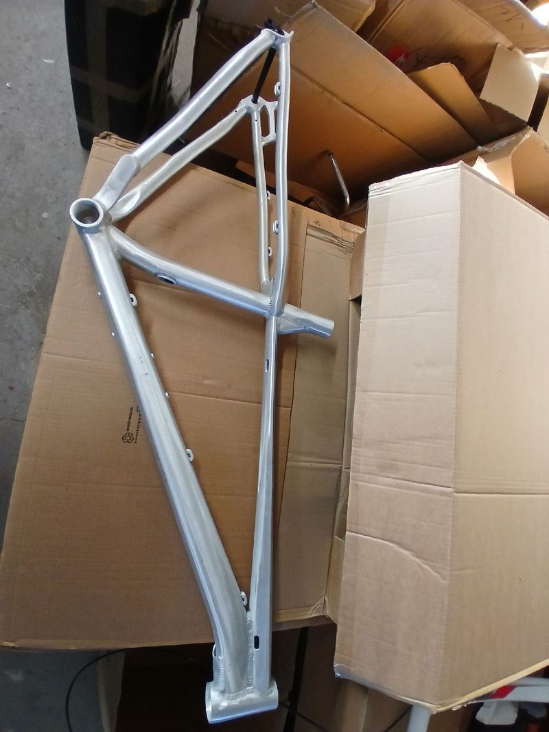 Tweedehands Qark Rage 29 2025 Mountainbike — afbeelding 9 van 10
