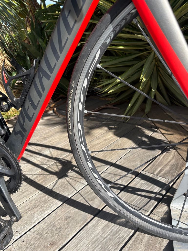 Used Specialized Tarmac Pro Ultegra Di2 2017 2017 Road & Gravel — image 9 of 19