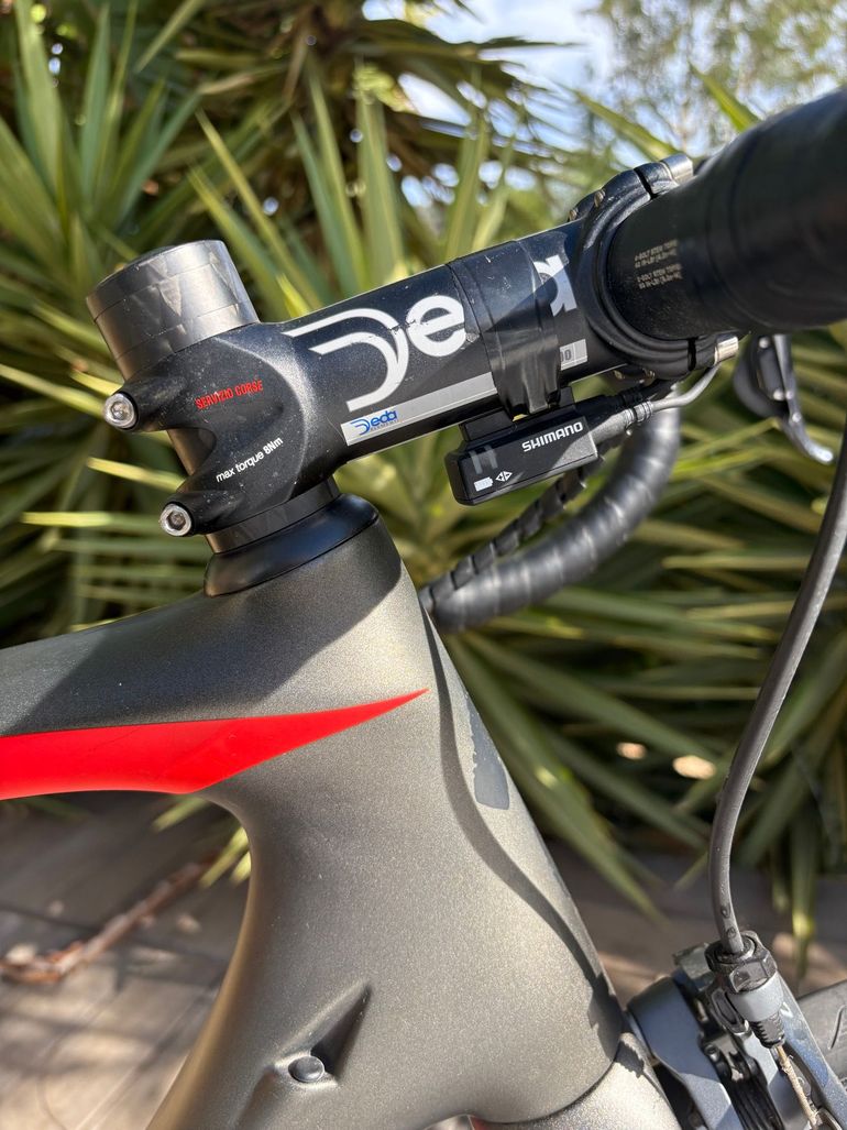 Used Specialized Tarmac Pro Ultegra Di2 2017 2017 Road & Gravel — image 4 of 19