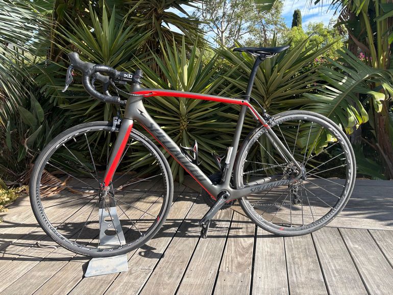 Used Specialized Tarmac Pro Ultegra Di2 2017 2017 Road & Gravel — image 2 of 19