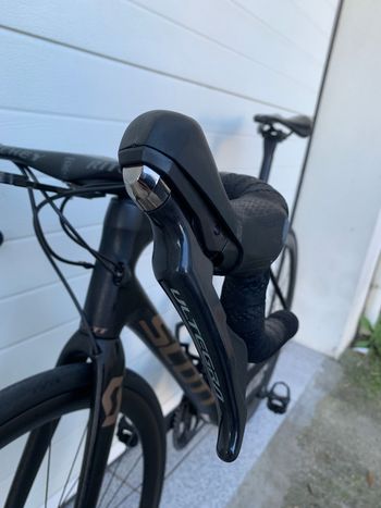 Used Scott Addict 10 disc carbon 2021 2021 Road & Gravel, Black — image 4 of 13