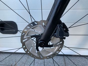 Used Scott Addict 10 disc carbon 2021 2021 Road & Gravel, Black — image 9 of 13