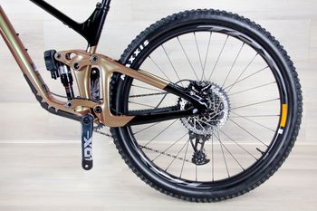 Used Giant Giant Trance X Advanced Pro SE 2024 Mountainbike — image 14 of 20