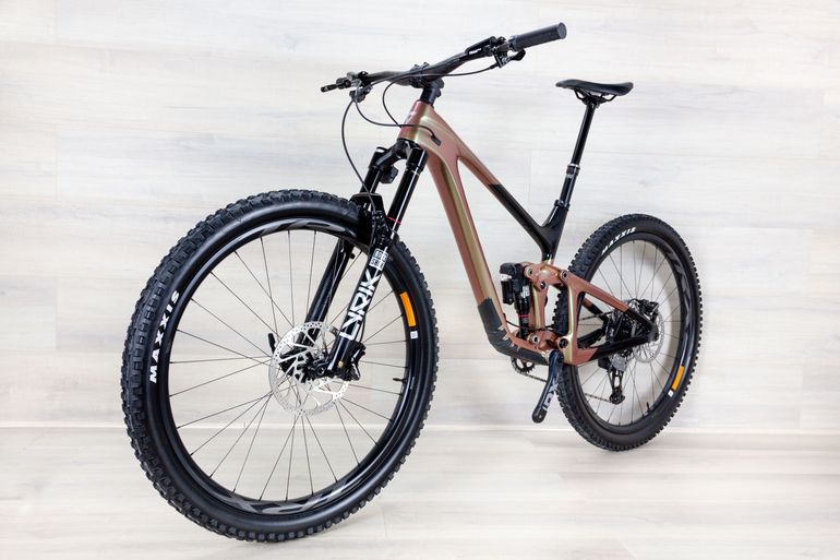 Used Giant Giant Trance X Advanced Pro SE 2024 Mountainbike — image 6 of 20