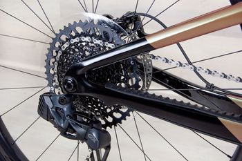 Used Giant Giant Trance X Advanced Pro SE 2024 Mountainbike — image 8 of 20