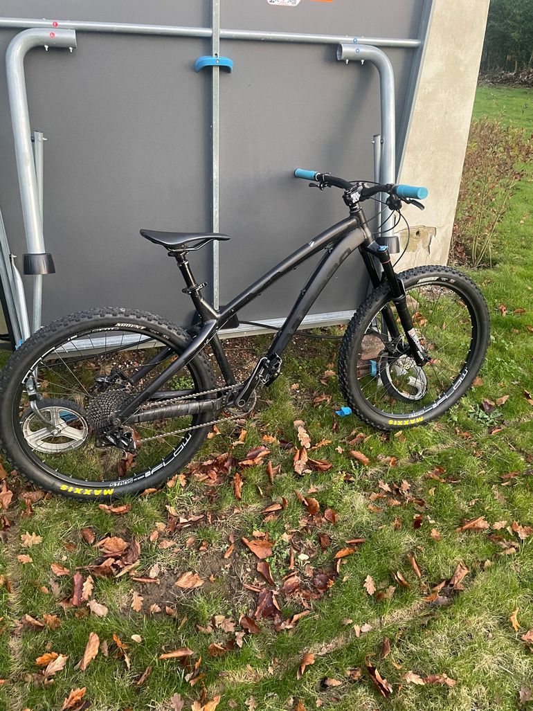Used Dartmoor Hornet 2018 2018 Mountainbike, Black, 27.5 — image 2 of 7