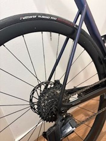 Used Basso Astra SRAM Force 2023 Road & Gravel, Black — image 6 of 7